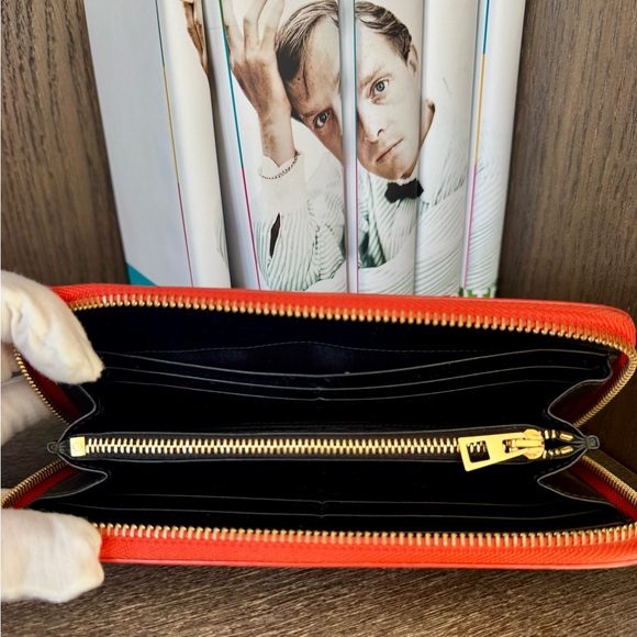 Rare Loewe Goya 4 Textured Anagram Zippy Wallet - Picture 8 of 10